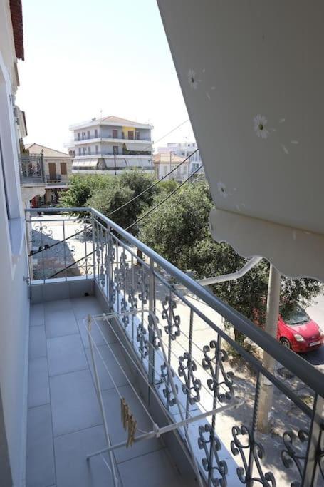 Δ1 - Τα Διαμερίσματα Του Δασκάλου Στα Φιλιατρά 外观 照片